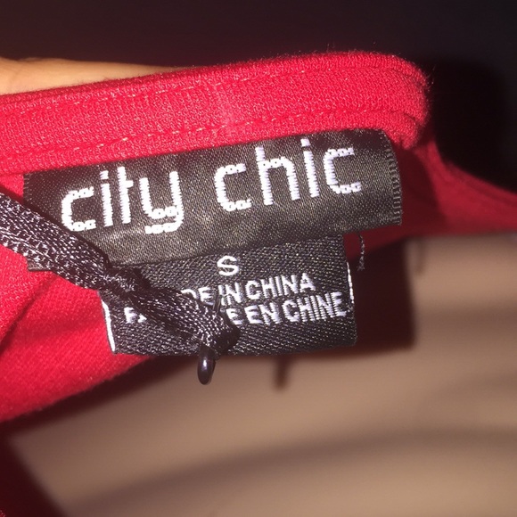 B2G1 City Chic red viscose plus size dress NWOT - Picture 8 of 8